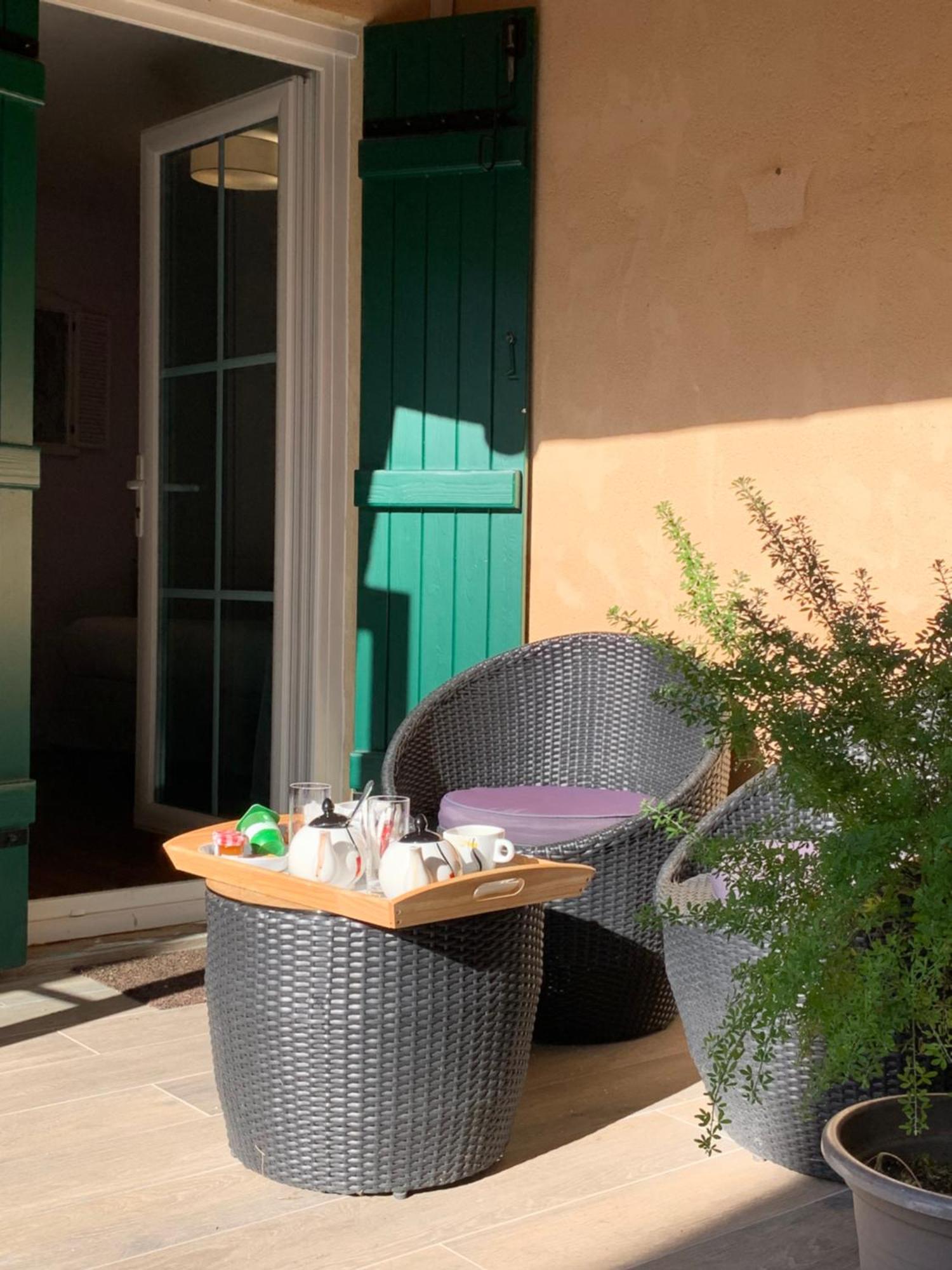 Auberge Du Porche Blaye Exteriér fotografie